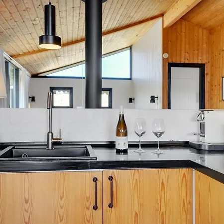 Ilmari - 190m From The Sea In Nw Jutland By Interhome Holiday home Pandrup